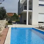 Guest house Sobe Dragic