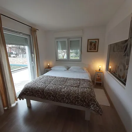 Sobe Dragic Gasthuis 3*